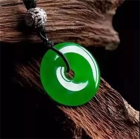 品牌的名利场